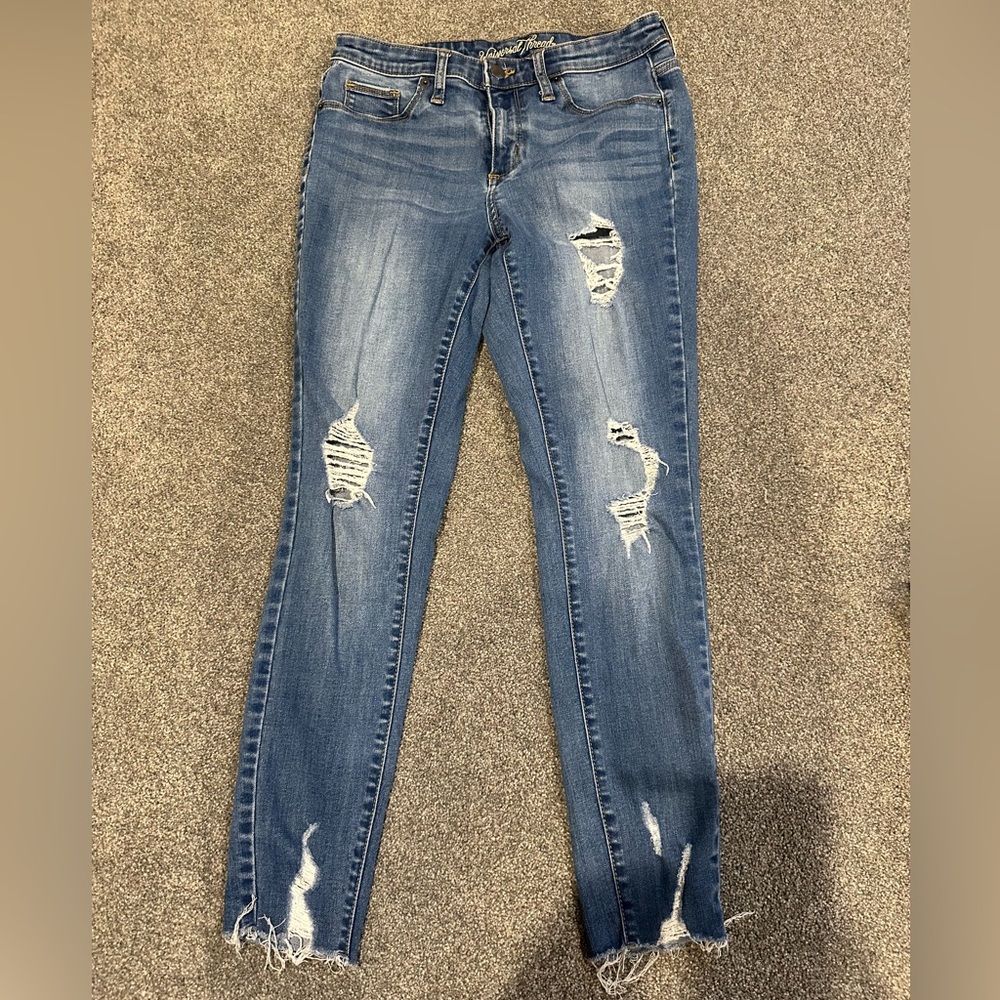 Universal Thread Jeans